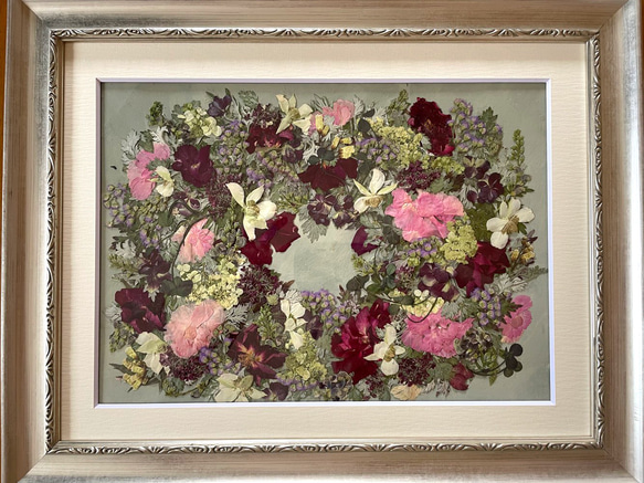 薔薇のリース・筒咲アナナスの花　 / 　Rose Wreath・Tubular Ananas 2枚目の画像