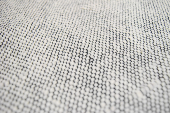 【手織り☆自然素材】ガラ紡のふわふわ毛糸マフラー「生成りホワイト」 8枚目の画像