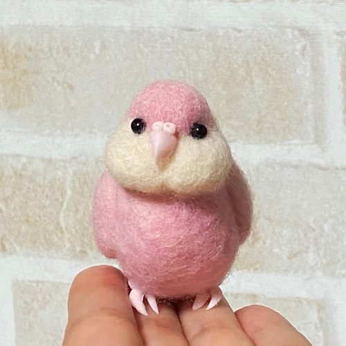 羊毛フェルト。セキセイインコ。桜バージョン。 羊毛フェルト
