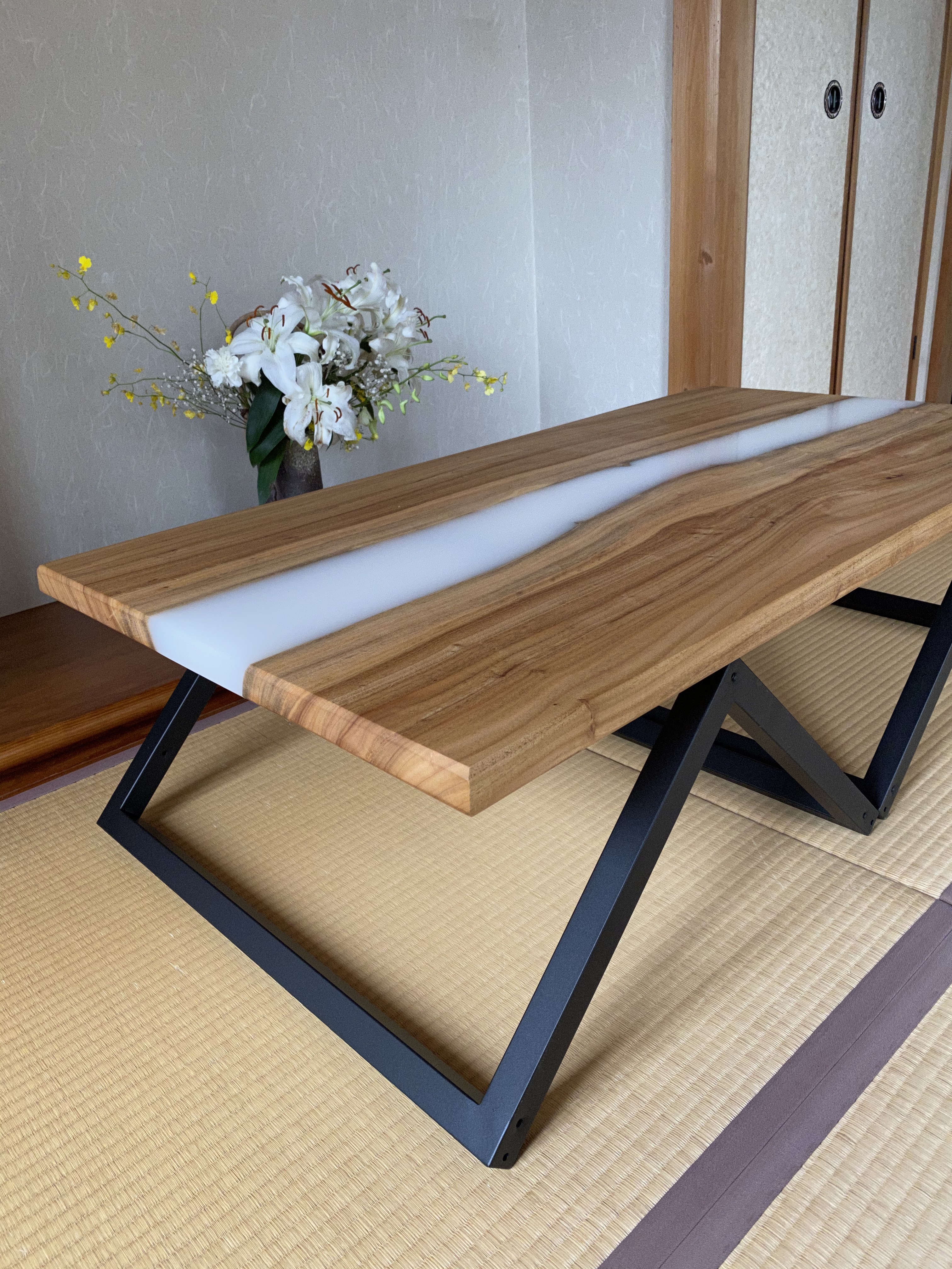 レジンテーブル