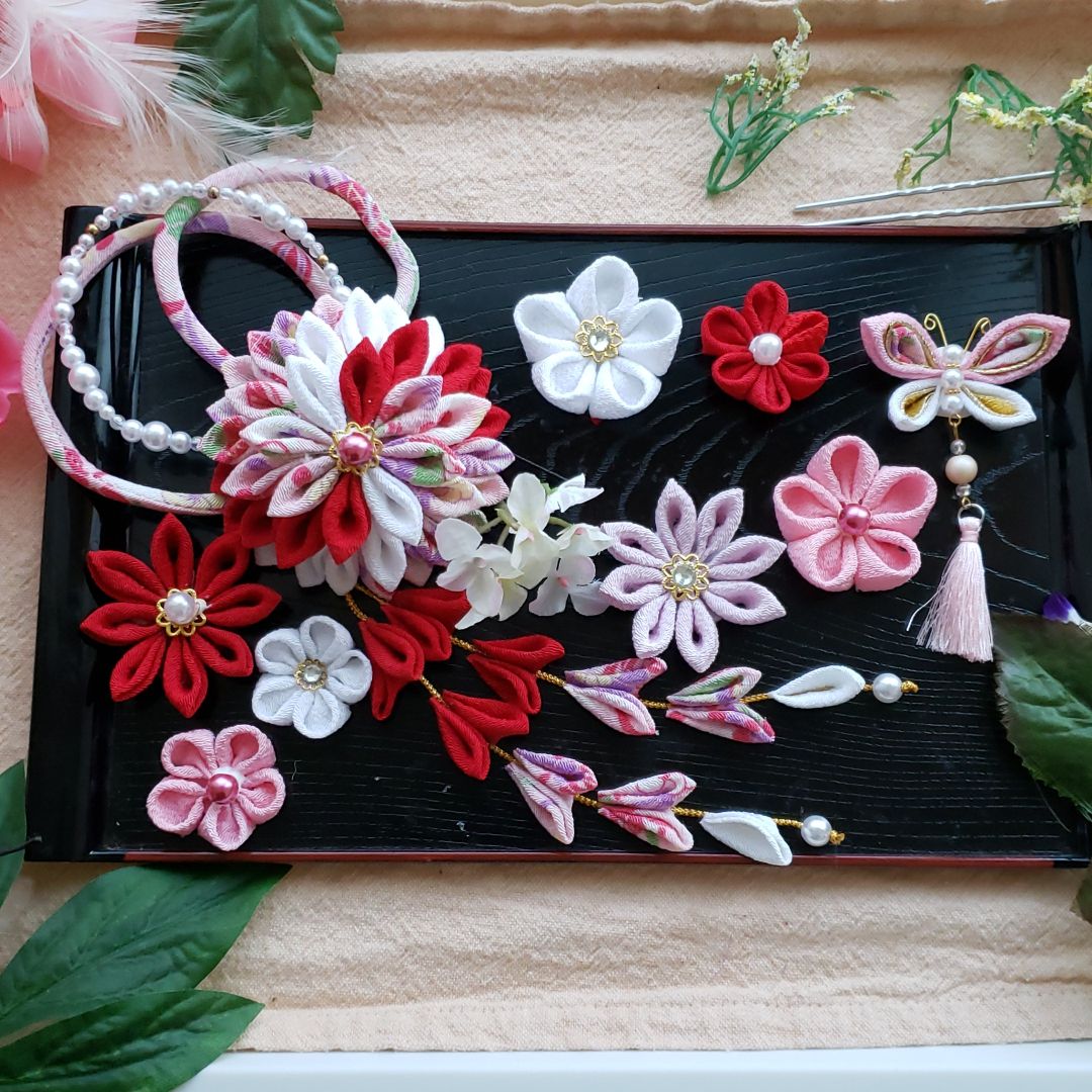 つまみ細工髪飾り　ピンクグラデーション　成人式　七五三　結婚式　卒業式　披露宴　神社式　和装　お茶　発表会　可愛い　華