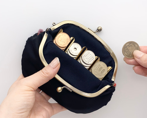 希少✨ボッテガ♡ショルダーウォレット　がま口コインケース　ゴールド金具　ピンク 希少✨ボッテガ♡ショルダーウォレット がま口コインケース