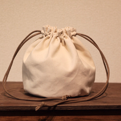 kinchaku bag【オフホワイト】 1枚目の画像