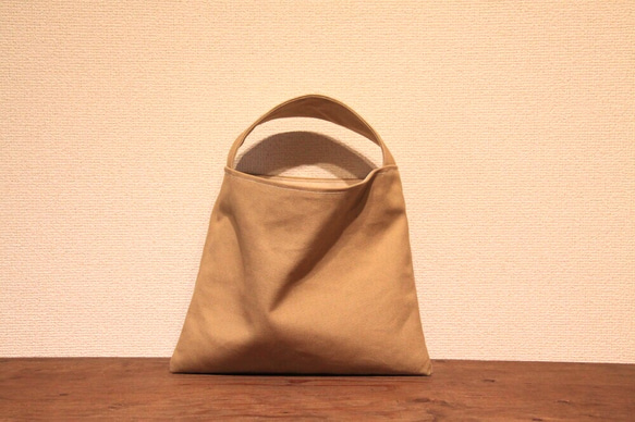 one handle bag【サンドベージュ】 3枚目の画像