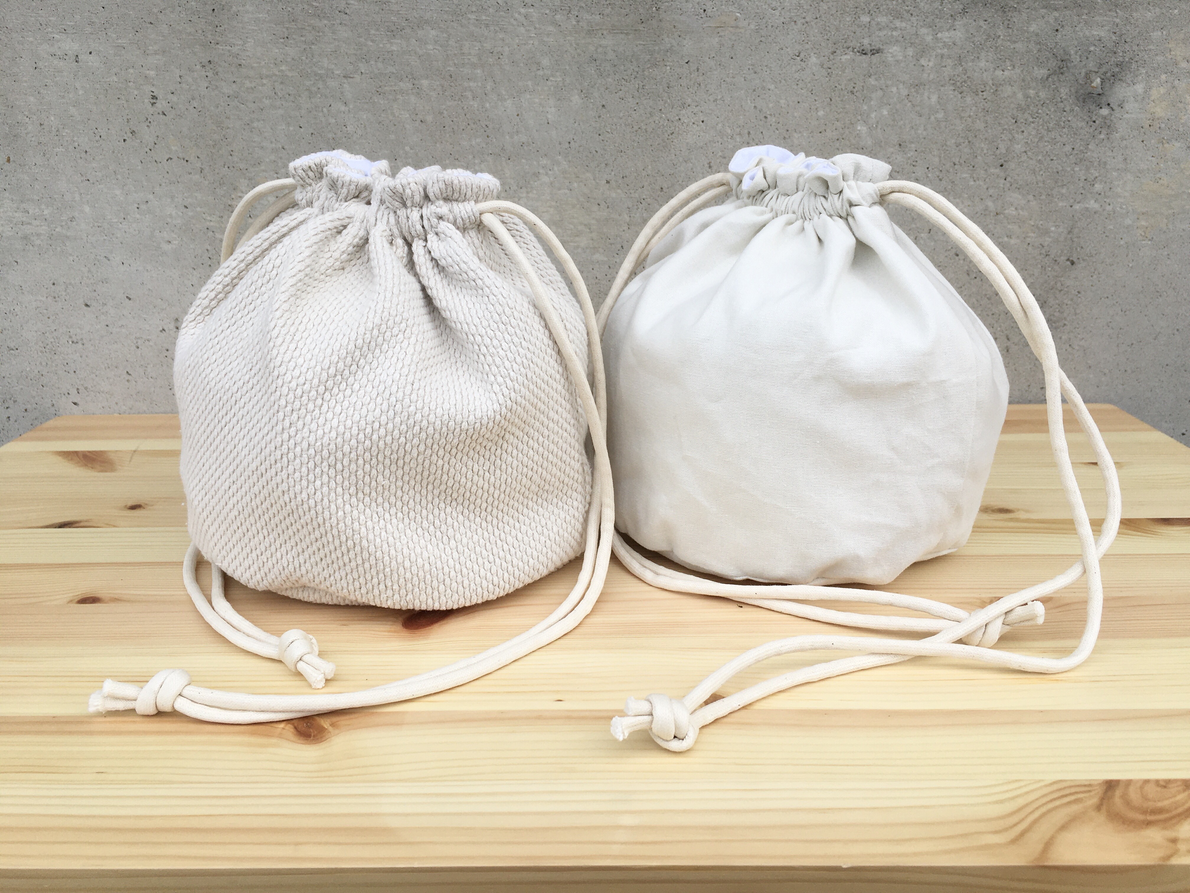 kinchaku bag【リネンオフホワイト】｜詳細画像