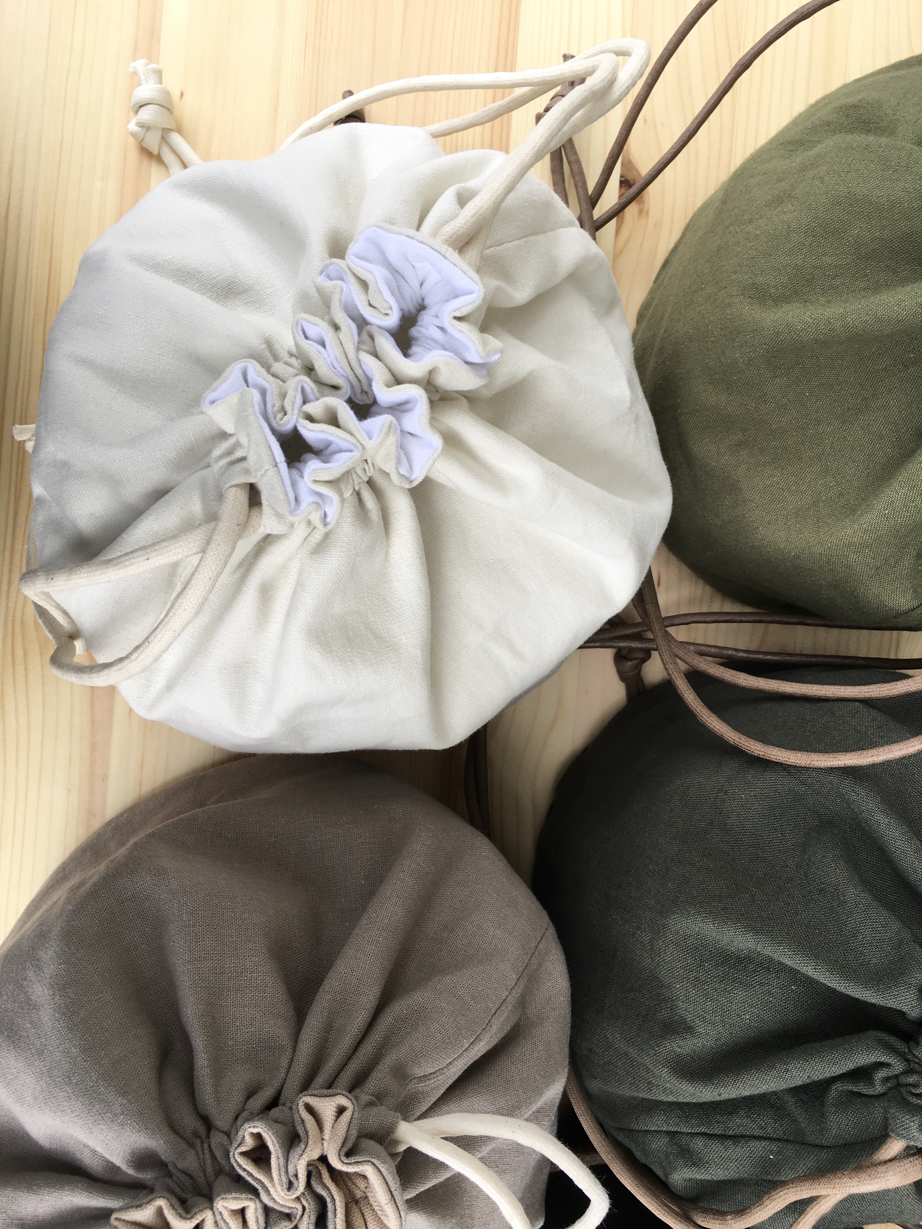 kinchaku bag【リネンオフホワイト】｜詳細画像