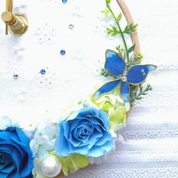 ❋花時計❋刺繍枠　掛時計　鮮やかなブルー 3枚目の画像