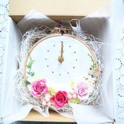 ❋春色花時計❋刺繍枠　春色ピンク 4枚目の画像