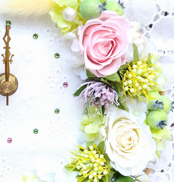 ❋麗らかな花園♡花時計❋ 刺繍枠 クレセント型 4枚目の画像