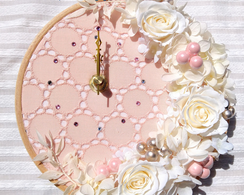 luNA…♥♥♡   ウエイト枠   刺繍イニシャルポーチ♡ りんりら様 専用♡ ウエイト枠 刺繍イニシャルポーチ♡