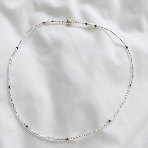 ビーズネックレス マグネット着脱 《 clear pearl 》 韓国