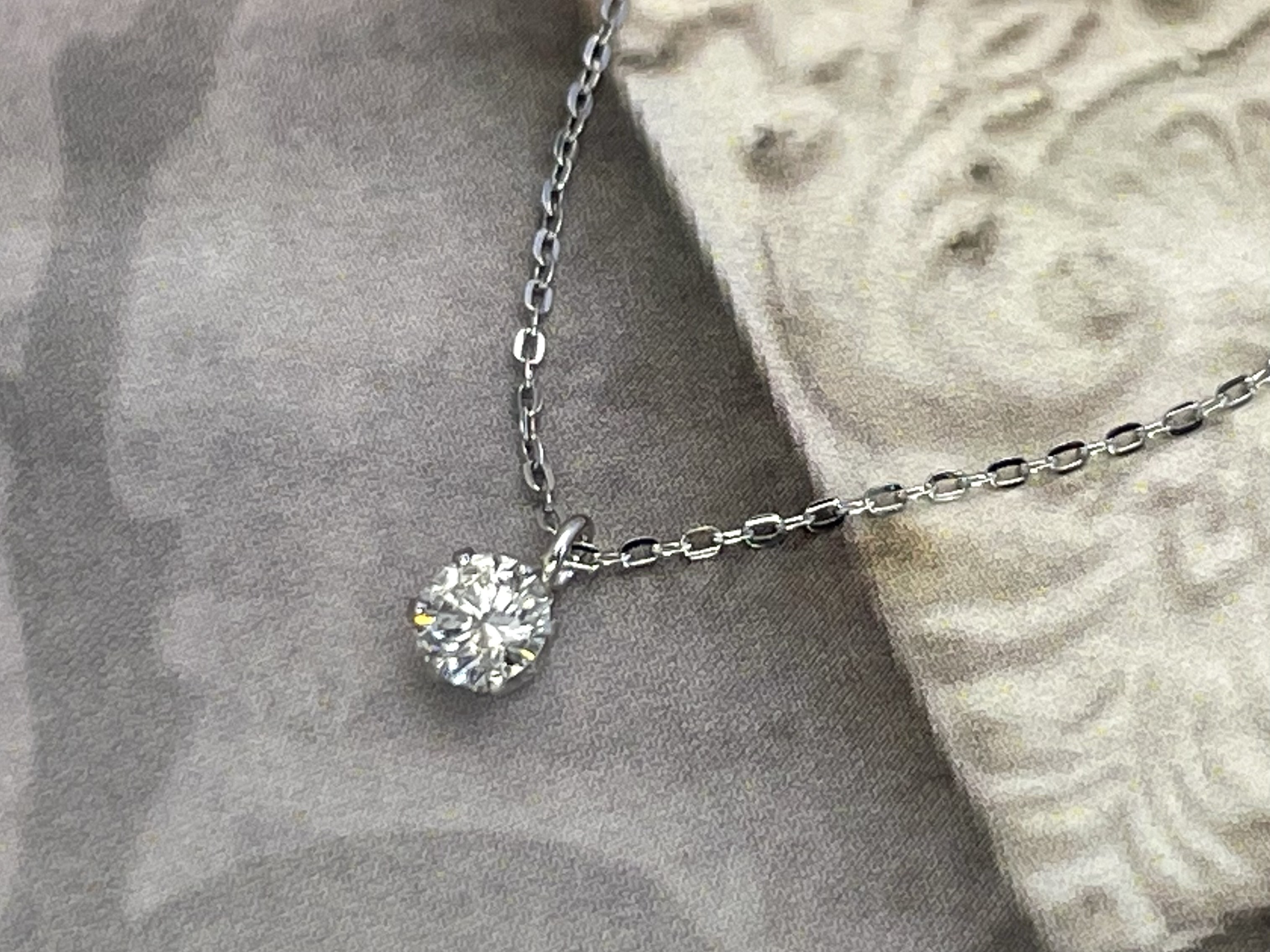 ひとつぶダイヤ～ PT 0.12ct ダイヤモンド ネックレス