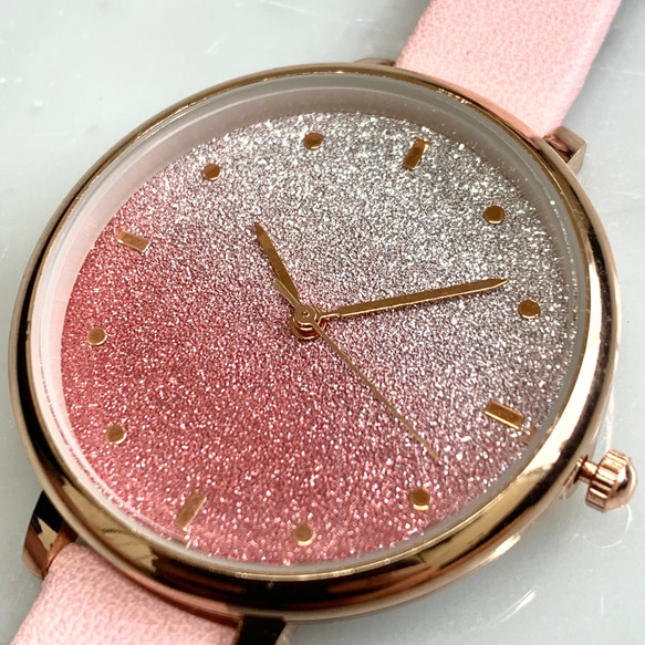 【閉店セール 50% OFF】キラキラ文字盤 レディース レザーウォッチ  腕時計 ピンク 2枚目の画像