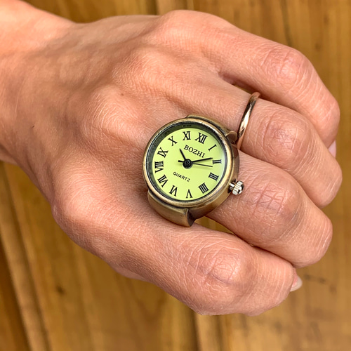 閉店セール 50% OFF】アンティーク調 リングウォッチ 指時計 ローマ