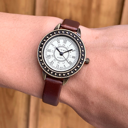 【閉店セール 50% OFF】アンティーク調ウォッチ レザーベルト クォーツ腕時計  ローマ数字タイプ ブラウン 1枚目の画像
