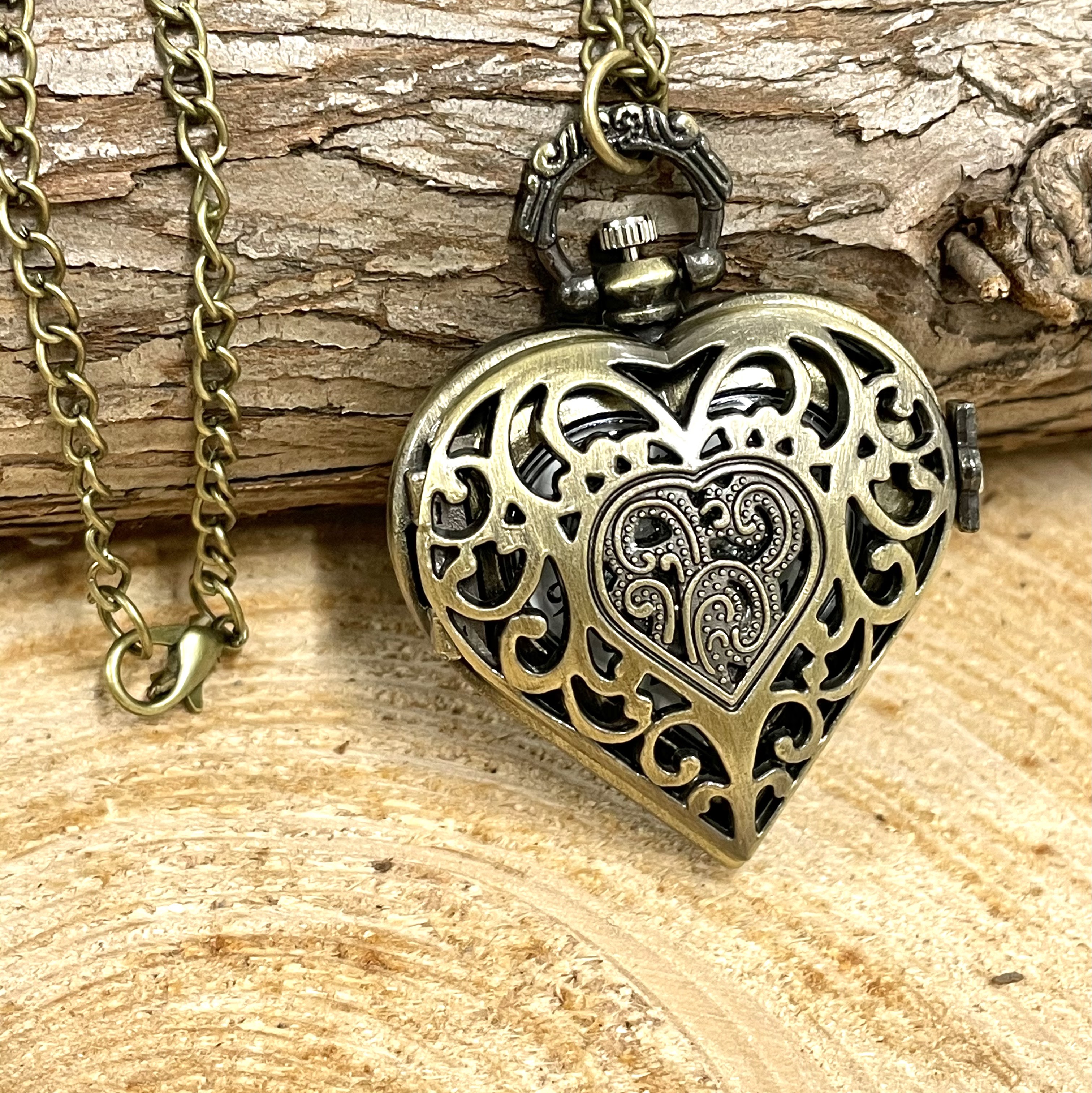 懐中時計　ネックレス　フェリシモ　職人