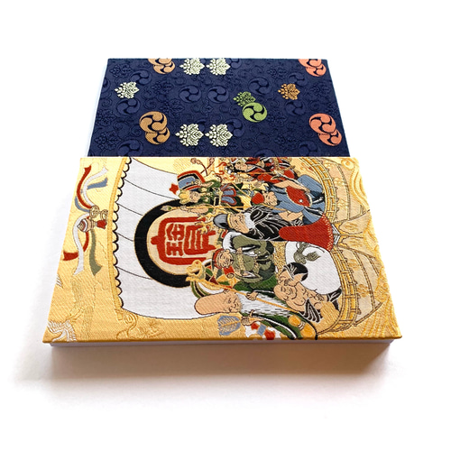 1冊限定】高級金襴御朱印帳 B5サイズ 縦型 18x26 『七福神宝船