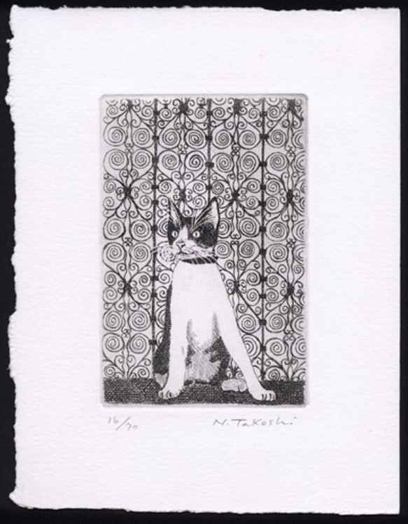 扉の前の猫 / 銅版画 (額あり） 3枚目の画像