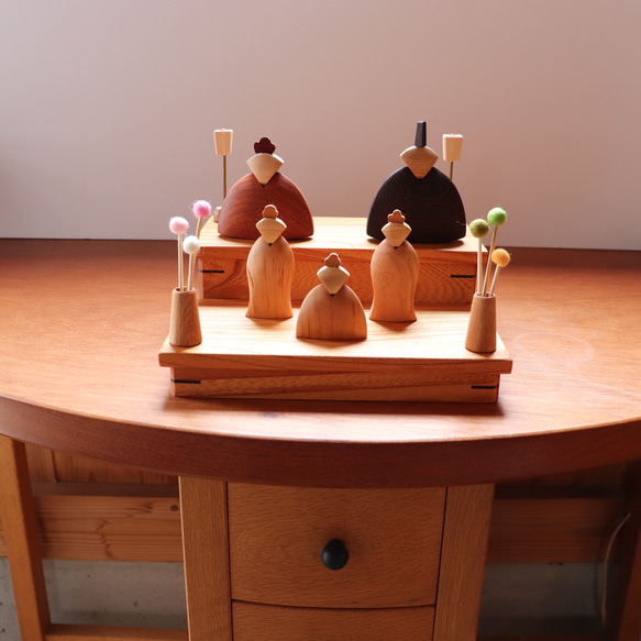 『木雛 二段飾り』 木製雛人形 7枚目の画像