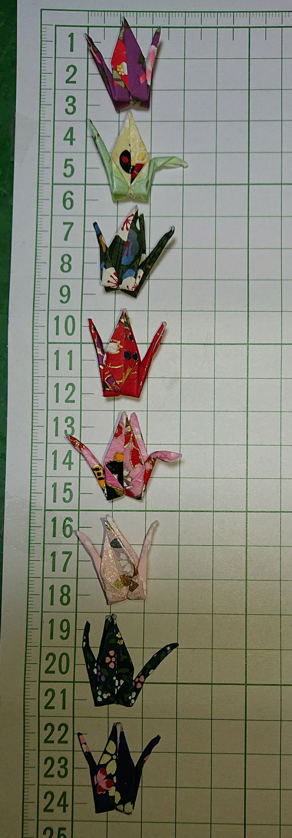折り鶴簪（かんざし）扇型「梅」ブラック 7枚目の画像
