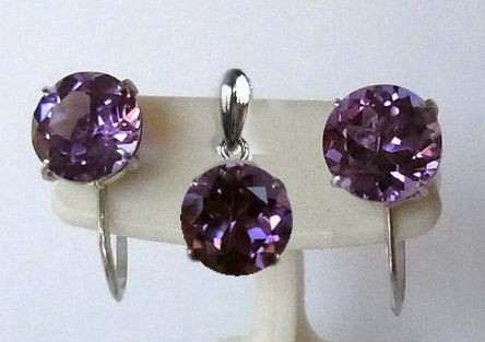 プラチナ*アメジストのシンプルイヤリングとトップのセット商品