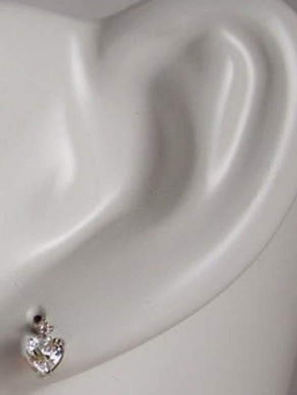 プラチナ：天然ダイヤモンド付きハートのホワイトトパーズピアス＊5＊ 2枚目の画像