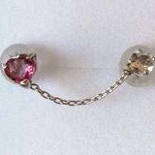 プラチナ*ピンクトルマリンとホワイトトパーズのツインピアス＊片耳用