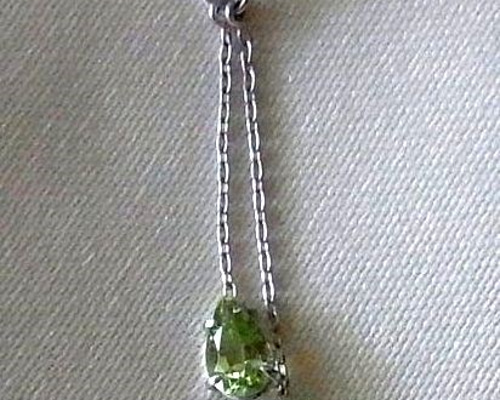 pomellato ペリドットチャームペンダントトップ雫