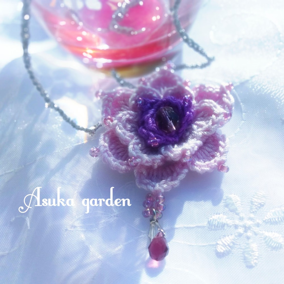 バラのネックレス〜紫〜 1枚目の画像