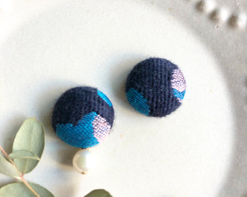 ミナペルホネン✩*॰スクエアピアス✩*॰ ミナペルホネンஐ sunbeam ピアス/イヤリング ｡:°ஐ イヤリング