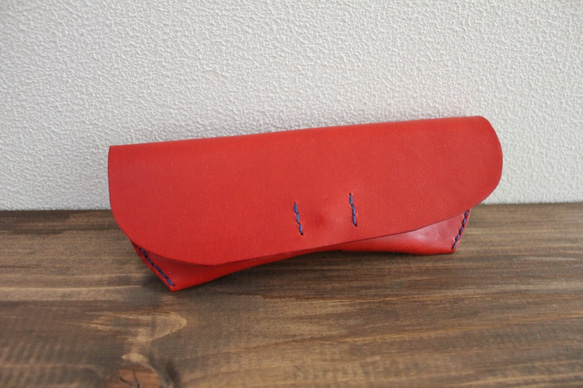 櫪木皮革手工縫製眼鏡盒（紅色） 第1張的照片