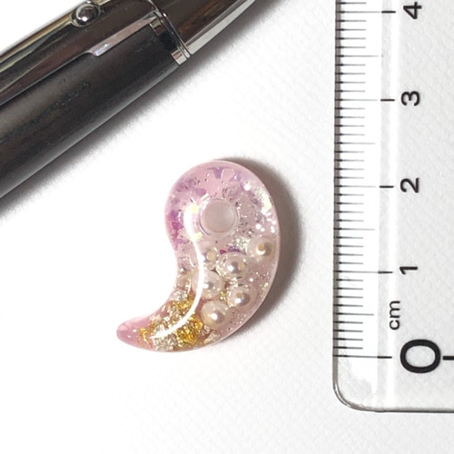 宝石》勾玉オルゴナイト(小さめ)_淡水パール_フロー その他 