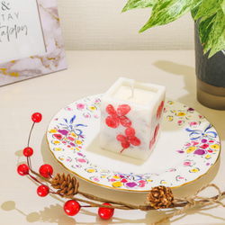 赤いお花が可愛いボタニカルキャンドル ♫ ソイワックス使用 2枚目の画像