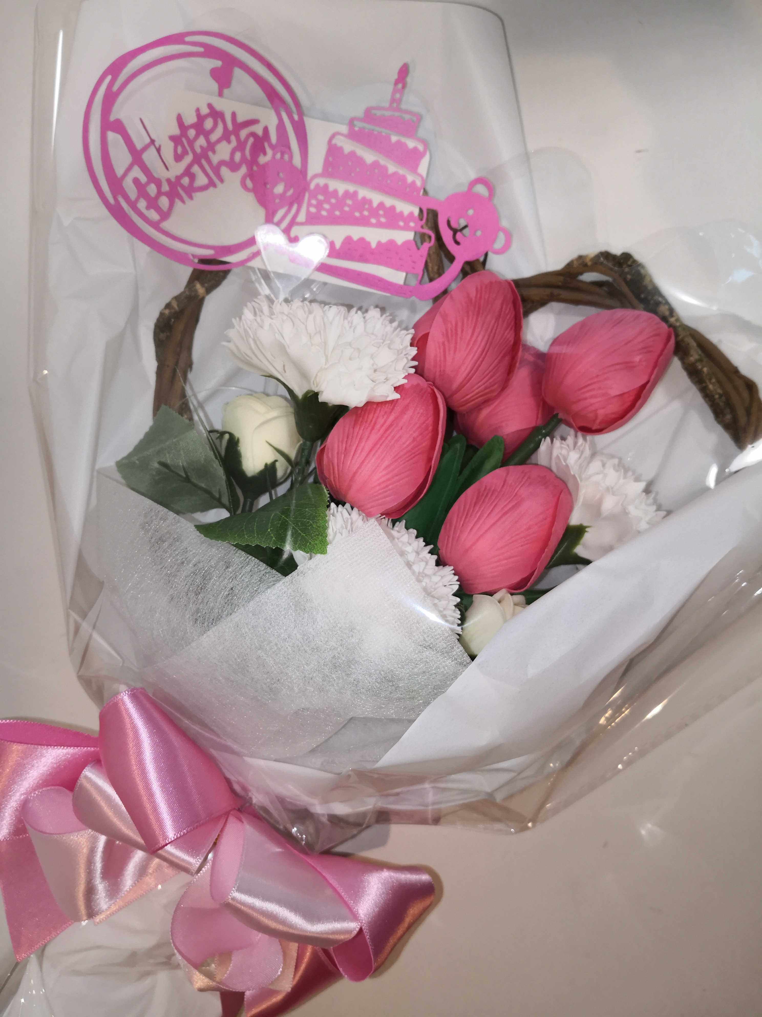 ソープフラワー　花束　チューリップ