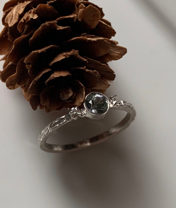 ブルーグリーンタンザナイト(非加熱ゾイサイト)とダイヤモンドのsilverリング　 　 2枚目の画像
