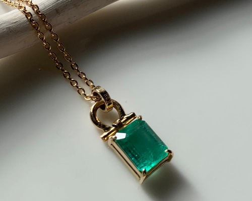 エメラルドのk18gold ペンダントトップ ペンダントトップ SH-I