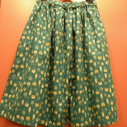 再販　日本製コットンリネン　リバーシブルギャザースカート 1枚目の画像