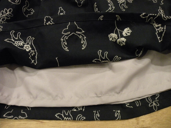 送料無料！アリス様オーダー分　日本製北欧風刺繍ギャザースカート 4枚目の画像
