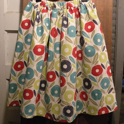 送料無料！日本製コットンリネンギャザースカート　丸いお花 1枚目の画像