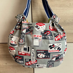 5 肩掛け バッグ （小）リバーシブル 買い物袋 エコバッグ ショルダー ハンドメイド 北欧風　昭和風 5枚目の画像