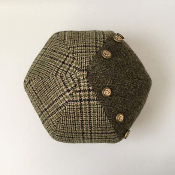 緑系チェックとオリーブグリーンの組み合わせ♪ボタン付きウールベレー帽 7枚目の画像