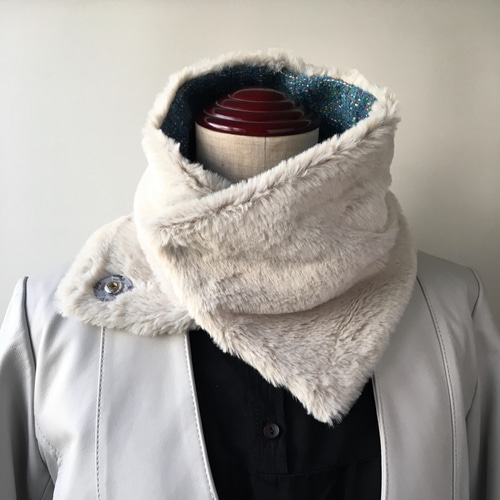 8way以上楽しめる♪水色ウールとファーのリバーシブルネックウォーマー