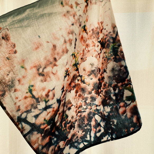 持ち歩ける季節の花　ハンカチ&ミラーセット 7枚目の画像
