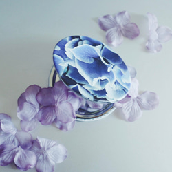 持ち歩ける季節の花　フラワーフォトプリント　コンパクトミラー　紫陽花 4枚目の画像