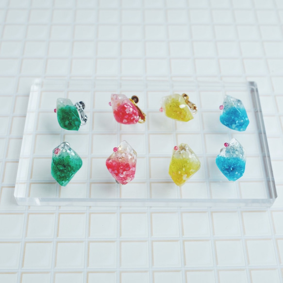 【1232】ボトル型クリームソーダのピアス／イヤリング 1232】ボトル型クリームソーダのピアス／イヤリング