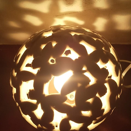 蝶柄透かし彫りランプシェード 透かし彫り蝶柄ランプシェード スタンドライト・テーブルランプ