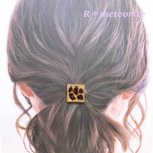 定番の中古商品 隕石アクセサリー＞隕石パウダー入りヘアゴム【スクエア ヘアアクセサリー