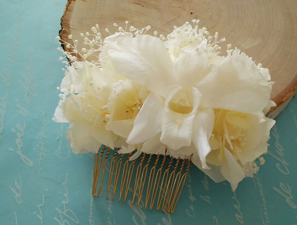 純白の花嫁♡蘭とジャスミンのホワイトヘットドレス　髪飾り　プリザーブドフラワー　ウェディング　 3枚目の画像