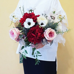 ローズと芍薬　アネモネ　華やかクラッチブーケ　造花　結婚式 5枚目の画像