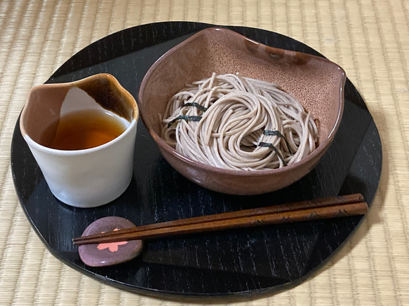 「猫の形が可愛い！」猫の蕎麦猪口　茶トラVer 2枚目の画像